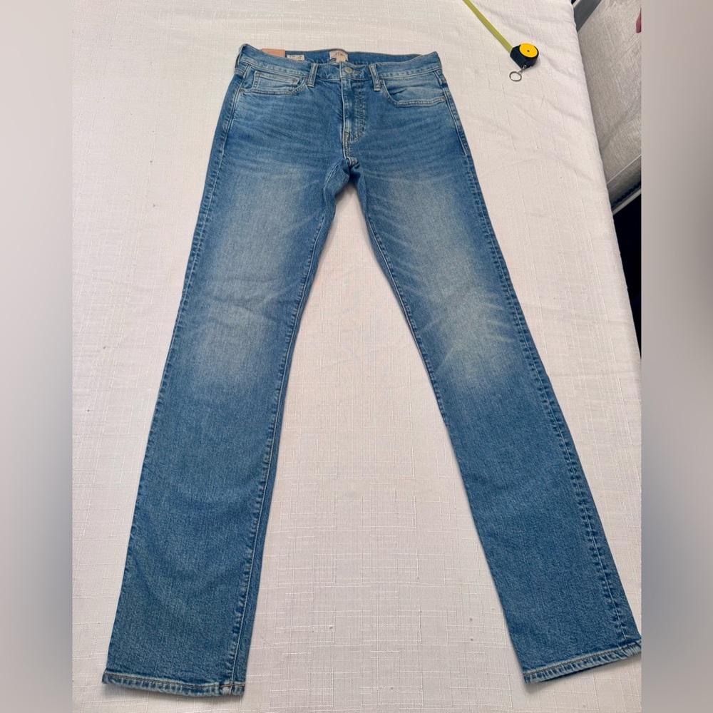 J. Crew Straight-Leg Jeans Classic Denim 770 29x30 nwt